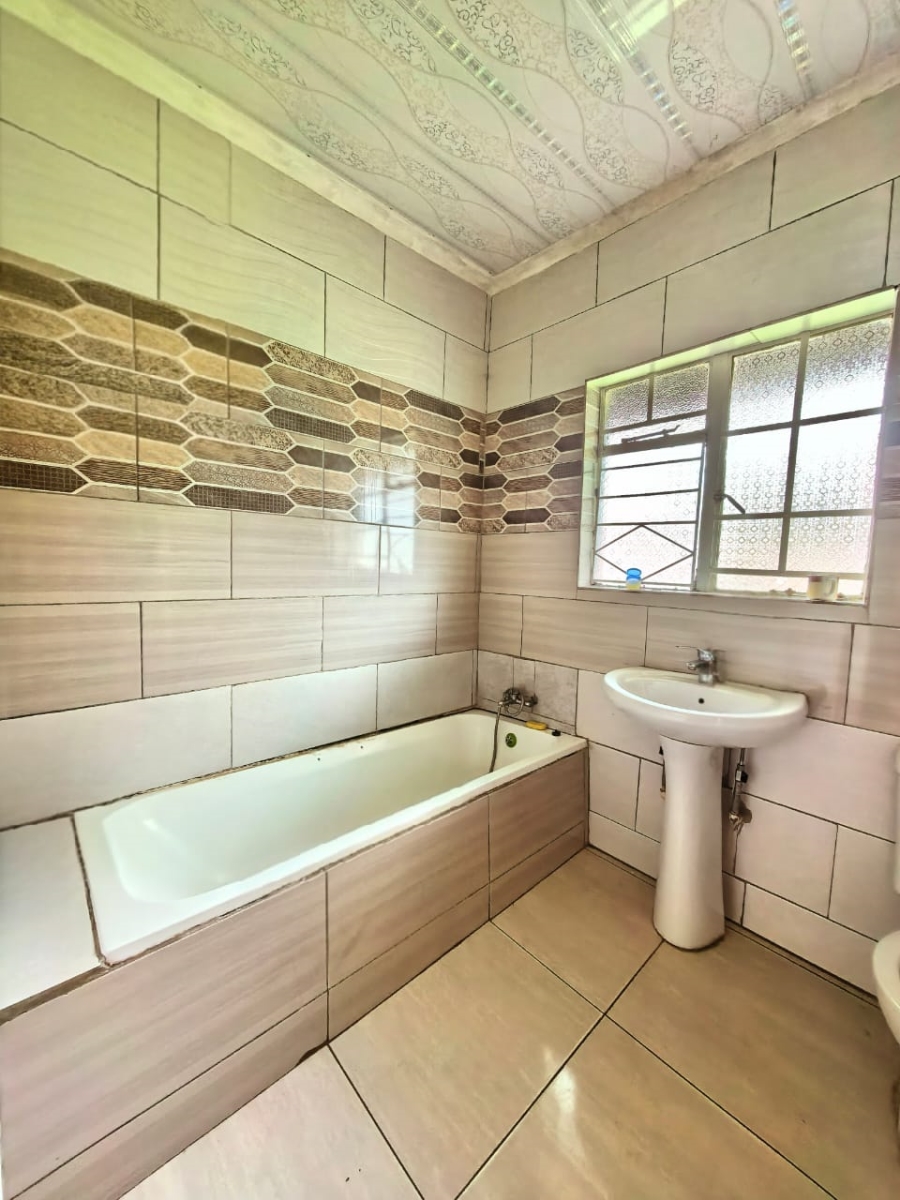 4 Bedroom Property for Sale in Vaalpark Free State
